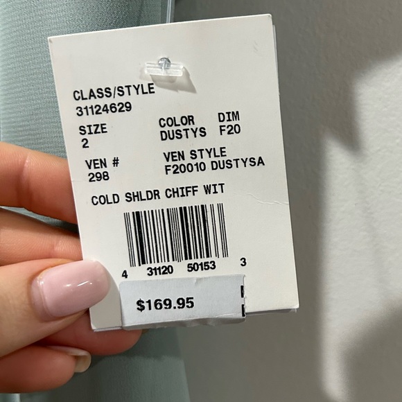 Mint green formal dress - Picture 5 of 5